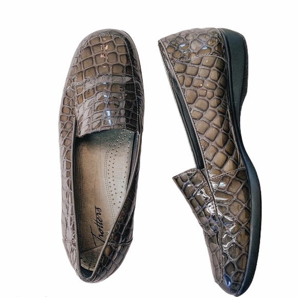 trotters jenn loafer